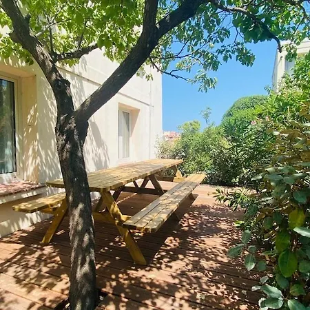 Duplex Neuf Centre Ville, A 5 Minutes De La Plage! *