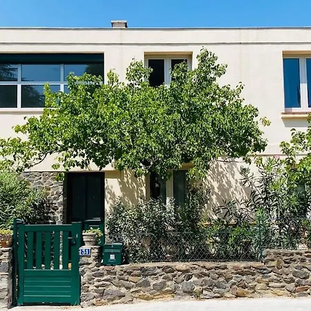 Duplex Neuf Centre Ville, A 5 Minutes De La Plage! *