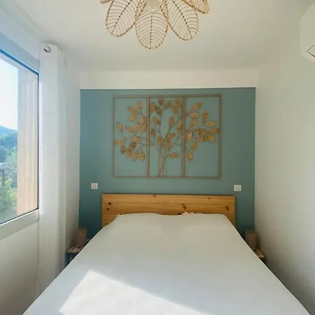 Duplex Neuf Centre Ville, A 5 Minutes De La Plage! *